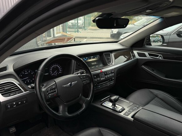 2018 Genesis G80 I, коричневый, 2499000 рублей - вид 9