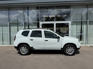 2017 Renault Duster I Рестайлинг, белый, 1390000 рублей, вид 4