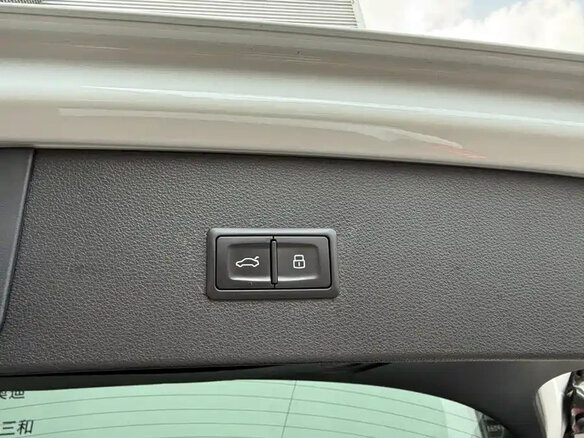 2019 Audi Q2 L e-tron I, белый - вид 13