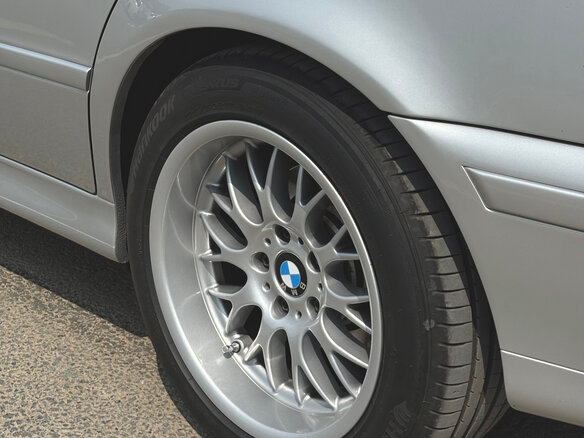 2002 BMW 5 серии 530i IV (E39) Рестайлинг, серый, 1200000 рублей - вид 11