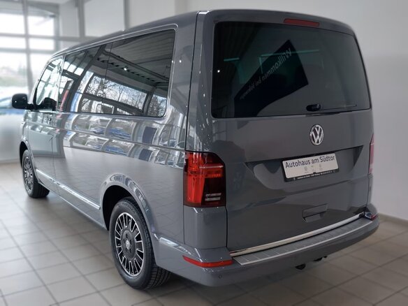 2022 Volkswagen Multivan T6 Рестайлинг, серый, 4800000 рублей - вид 2