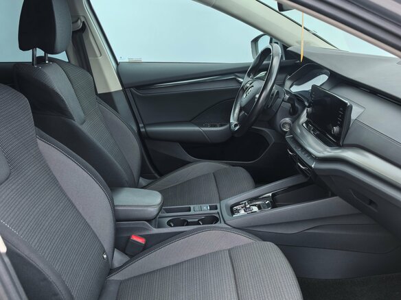 2021 Skoda Octavia IV (A8), серебристый, 1740000 рублей - вид 21