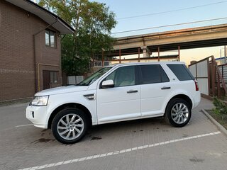 2011 Land Rover Freelander II Рестайлинг, белый, 2230000 рублей, вид 4