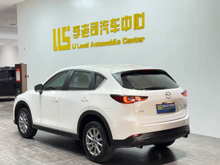 2022 Mazda CX-5 II Рестайлинг, белый, 2300000 рублей, вид 4