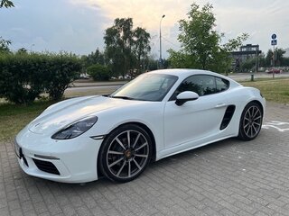 2016 Porsche Cayman III 718 (982), белый, 7600000 рублей, вид 1