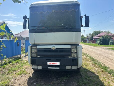 1999 Renault Magnum, белый, 800000 рублей, вид 1