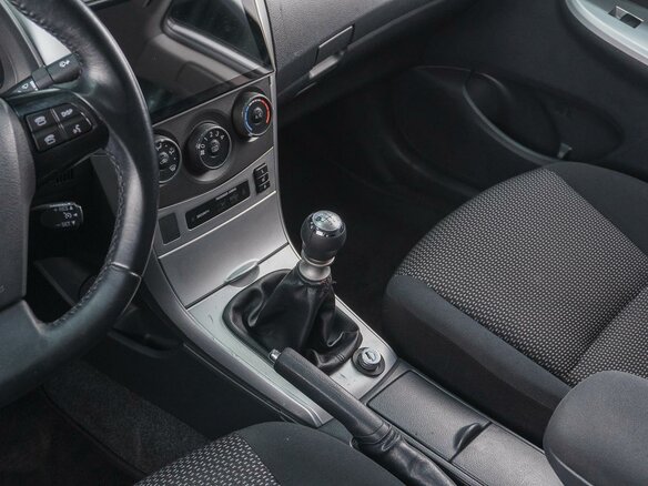 2011 Toyota Corolla X (E140, E150) Рестайлинг, серебристый, 1039000 рублей - вид 14