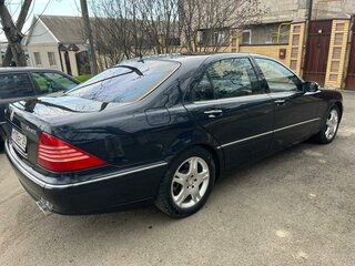 2003 Mercedes-Benz S-Класс 500 Long IV (W220) Рестайлинг, синий, 1150000 рублей, вид 4