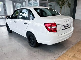 2026 Lada (ВАЗ) Granta I Рестайлинг, белый, 850000 рублей, вид 4