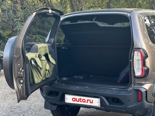 2024 Lada (ВАЗ) Niva Travel I, коричневый, 1490000 рублей, вид 4