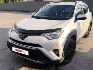 2017 Toyota RAV4 IV (XA40) Рестайлинг, белый, 2850000 рублей, вид 3