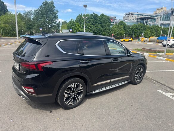 2018 Hyundai Santa Fe IV, чёрный, 2800000 рублей - вид 5