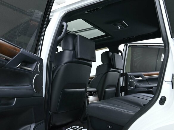 2018 Lexus LX 570 III Рестайлинг 2, белый, 9990000 рублей - вид 24