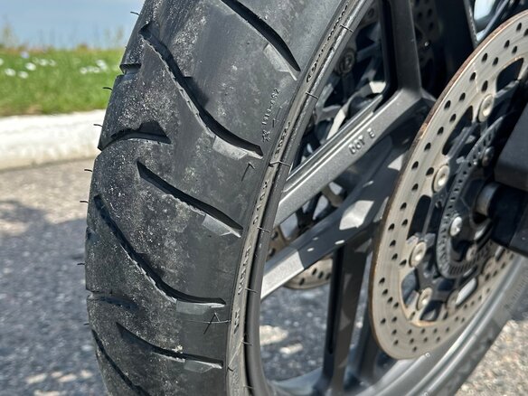 2018 Triumph Tiger 1200, синий, 949000 рублей - вид 10