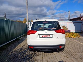2008 Mitsubishi Pajero Sport II, белый, 1400000 рублей, вид 4