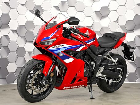 2026 Honda CBR 650R, красный, 1399000 рублей, вид 2