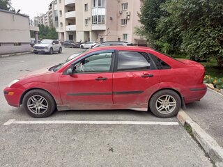 2003 Ford Focus I (North America), красный, 250000 рублей, вид 1