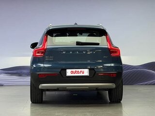 2023 Volvo XC40 I Рестайлинг, голубой, 3983055 рублей, вид 5