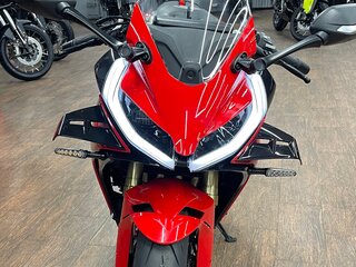 2026 QJMotor SRK 421 RR, красный, 629000 рублей, вид 3
