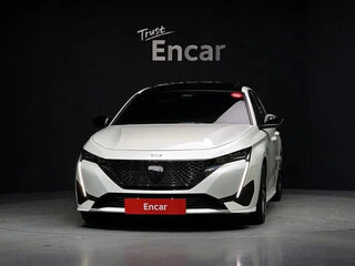 2022 Peugeot 308 III, белый, 1450000 рублей, вид 2