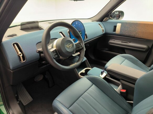 2026 Mini Countryman S III, зелёный, 6990000 рублей - вид 6