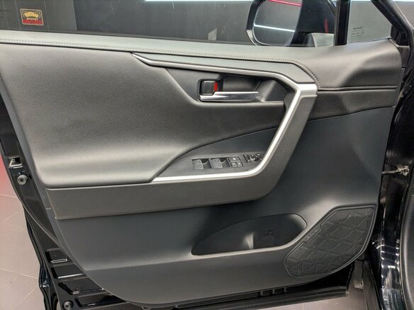 2020 Toyota RAV4 V (XA50), чёрный - вид 9