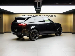 2026 Land Rover Range Rover Sport D350 III, чёрный, 18630000 рублей, вид 3