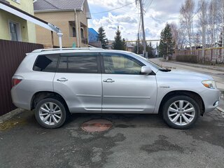 2007 Toyota Highlander I (XU20) Рестайлинг, серебристый, 1600000 рублей, вид 3