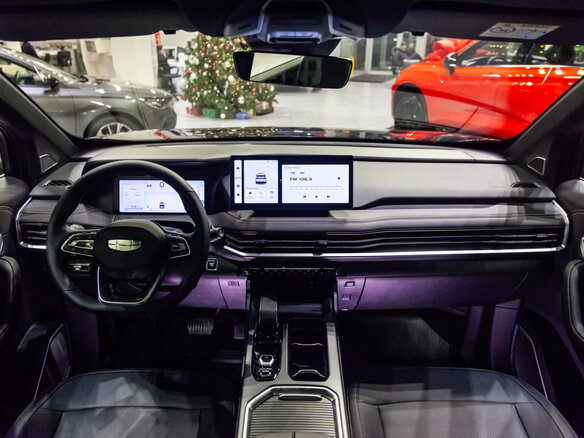 2026 Geely Okavango I Рестайлинг, синий - вид 15