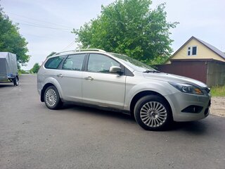 2008 Ford Focus II Рестайлинг, серебристый, 420000 рублей, вид 2
