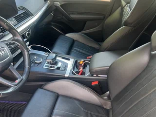 2018 Audi Q5 II (FY), чёрный, 3000000 рублей, вид 3