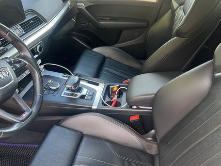 2018 Audi Q5 II (FY), чёрный, 3000000 рублей, вид 3