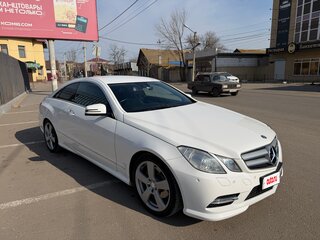 2012 Mercedes-Benz E-Класс 250 7G-Tronic IV (W212, S212, C207), белый, 1450000 рублей, вид 3