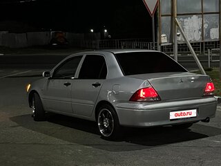 2001 Mitsubishi Lancer Cedia IX, белый, 350000 рублей, вид 4