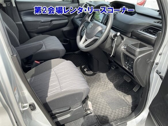 2023 Suzuki Solio IV, серебристый, 820000 рублей - вид 4