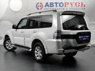2015 Mitsubishi Pajero IV Рестайлинг 2, белый, 2310000 рублей, вид 2