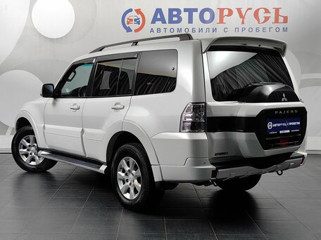 2015 Mitsubishi Pajero IV Рестайлинг 2, белый, 2272000 рублей, вид 2