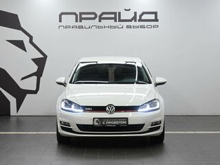 2014 Volkswagen Golf VII, белый, 1199900 рублей, вид 2