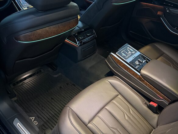 2019 Audi A8 Long 55 TFSI IV (D5), синий, 5250000 рублей - вид 23