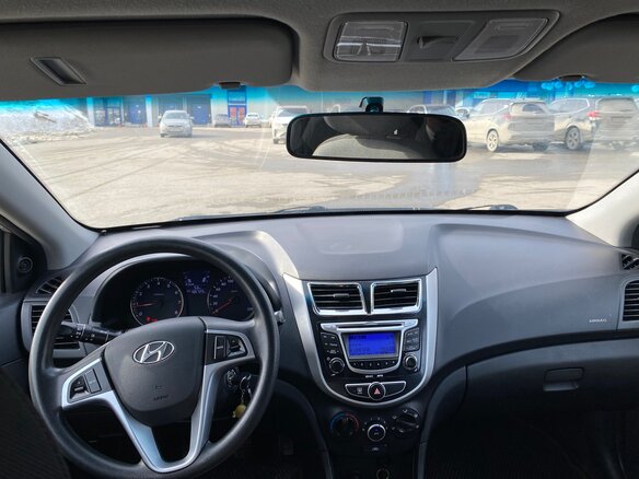 2013 Hyundai Solaris I, серебристый, 770000 рублей - вид 6