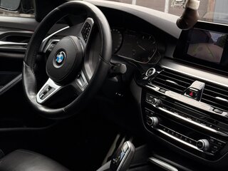 2021 BMW 5 серии 520d xDrive VII (G30/G31/G38) Рестайлинг, чёрный, 3900000 рублей, вид 3