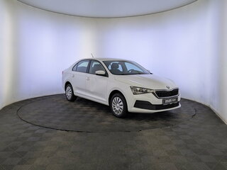 2022 Skoda Rapid II, белый, 1650000 рублей, вид 3