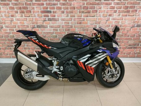 2026 Aprilia RSV4, синий, 2980000 рублей, вид 1
