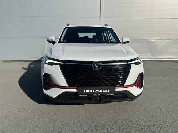 2024 Changan CS35 Plus I Рестайлинг, белый - вид 1