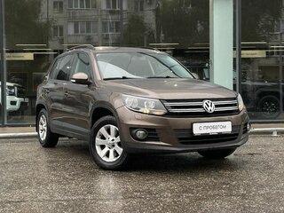 2015 Volkswagen Tiguan Euro 6 I Рестайлинг, коричневый, 1395000 рублей, вид 3