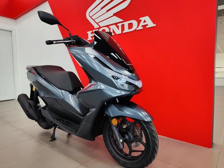 2025 Honda PCX 160, серый, 499900 рублей, вид 2