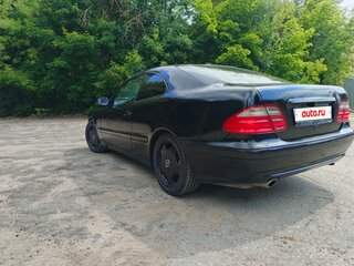 2001 Mercedes-Benz CLK-Класс 200 I (W208) Рестайлинг, чёрный, 400000 рублей, вид 2