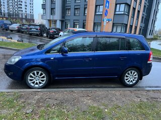 2010 Opel Zafira B Рестайлинг, синий, 605000 рублей, вид 4