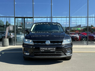 2019 Volkswagen Tiguan II, чёрный, 2570000 рублей, вид 1