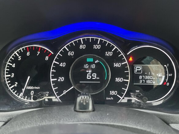 2013 Nissan Note II, серебристый, 750000 рублей - вид 6